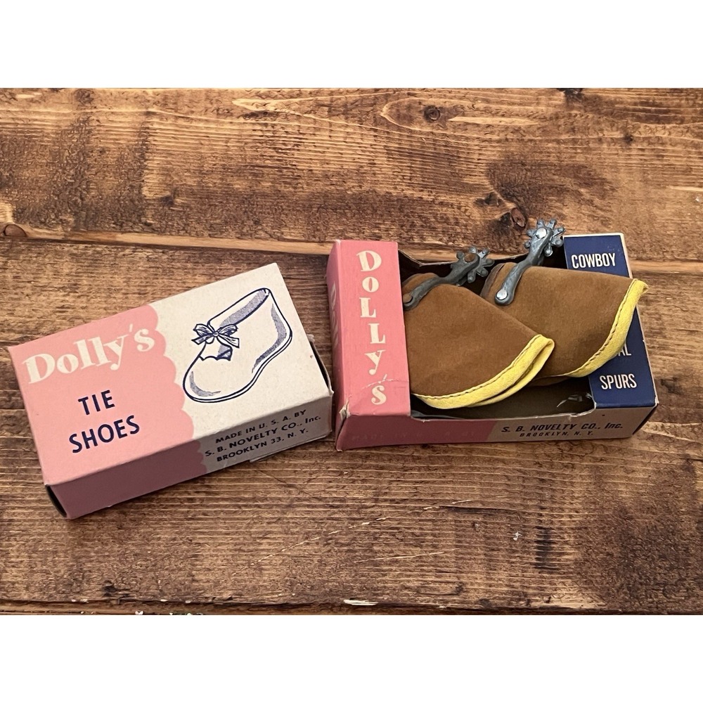 Vtg Doll Dolly's Tan Suede Cowboy Boots w/ Metal Spurs Size 2,   2 1/4" Long NOS